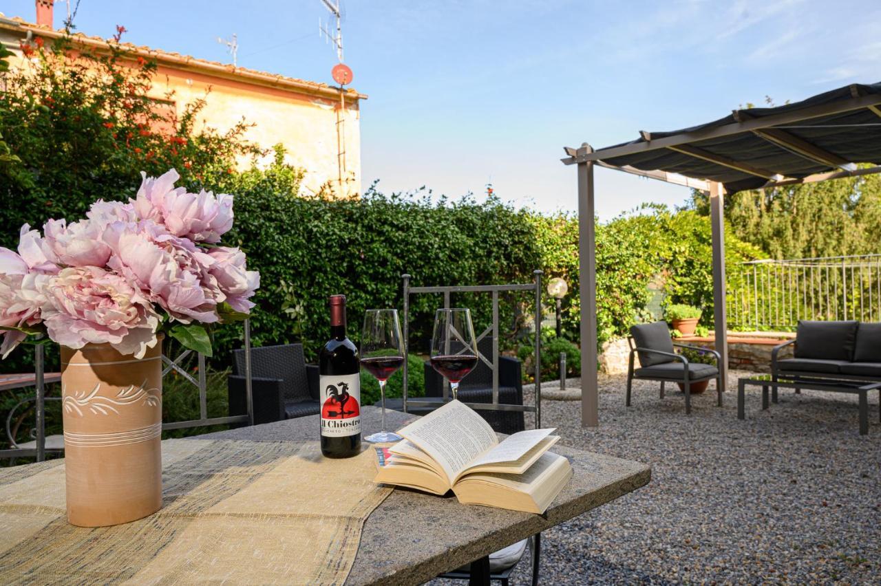 Il Chiostro Appartamenti & Suites Suvereto Exterior photo