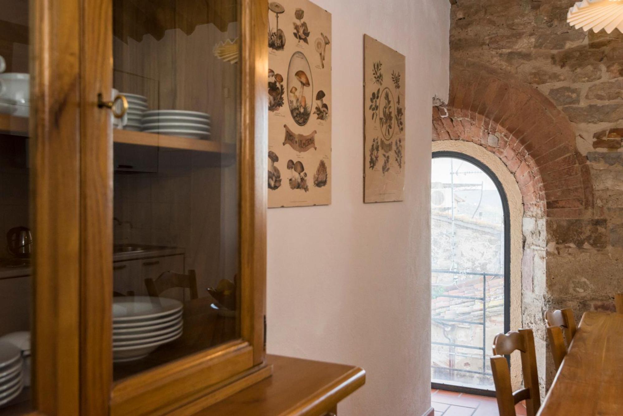 Il Chiostro Appartamenti & Suites Suvereto Exterior photo